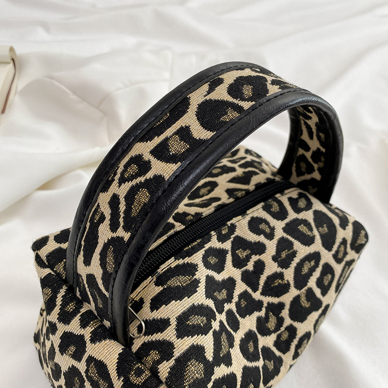 Leopard Makeup Bag Luxury  Lar - Luxury Skincare Box บทวิจารณ์และราคา